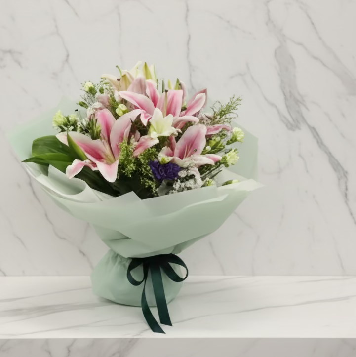 粉百合花束 flo.13（歐洲明信片免費贈送 💌）