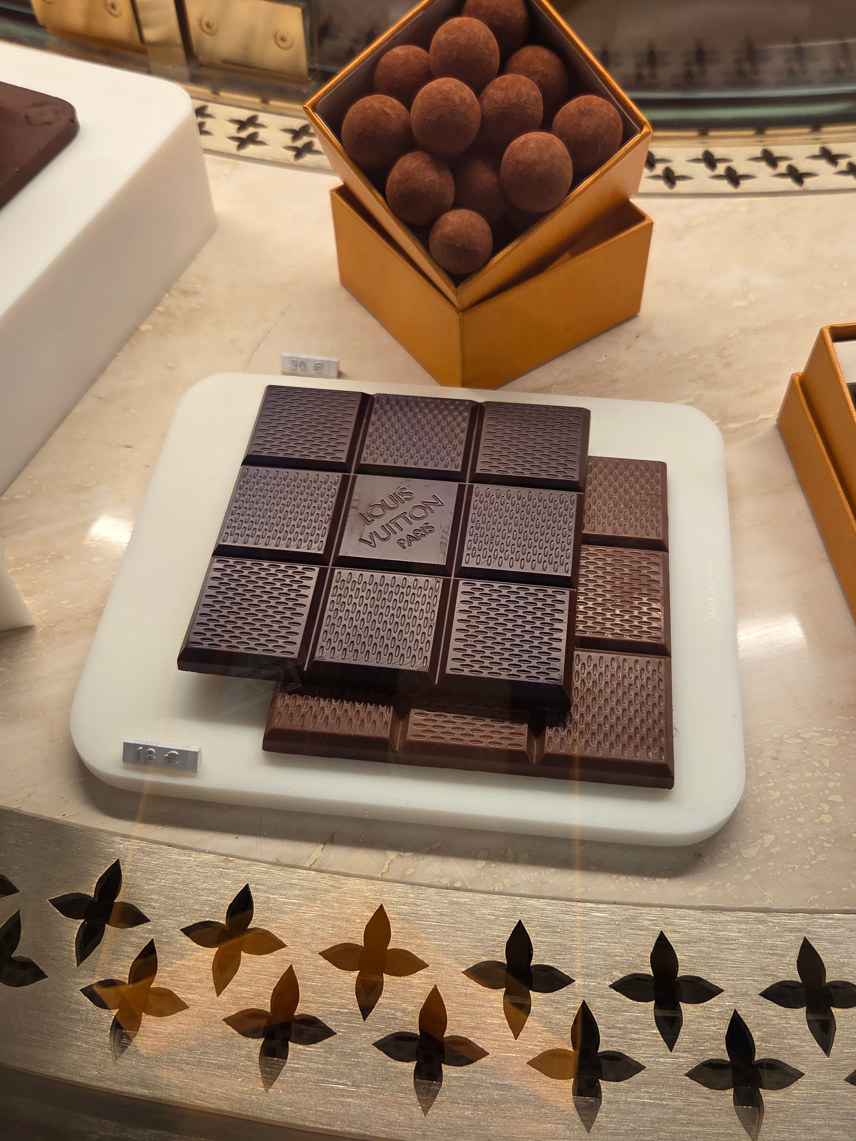 法國巴黎限量Louis Vuitton朱古力