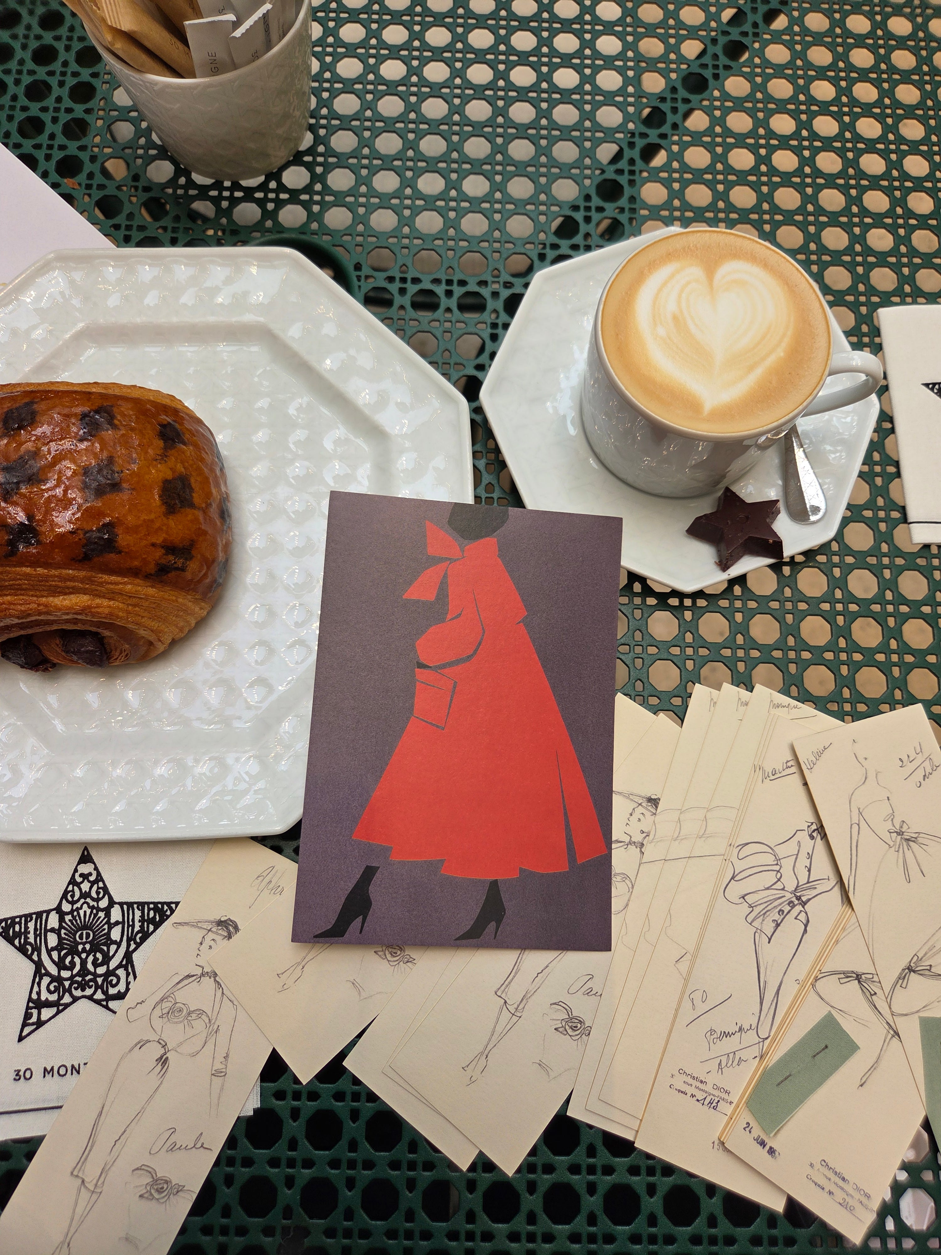 法國巴黎 Christine Dior postcard