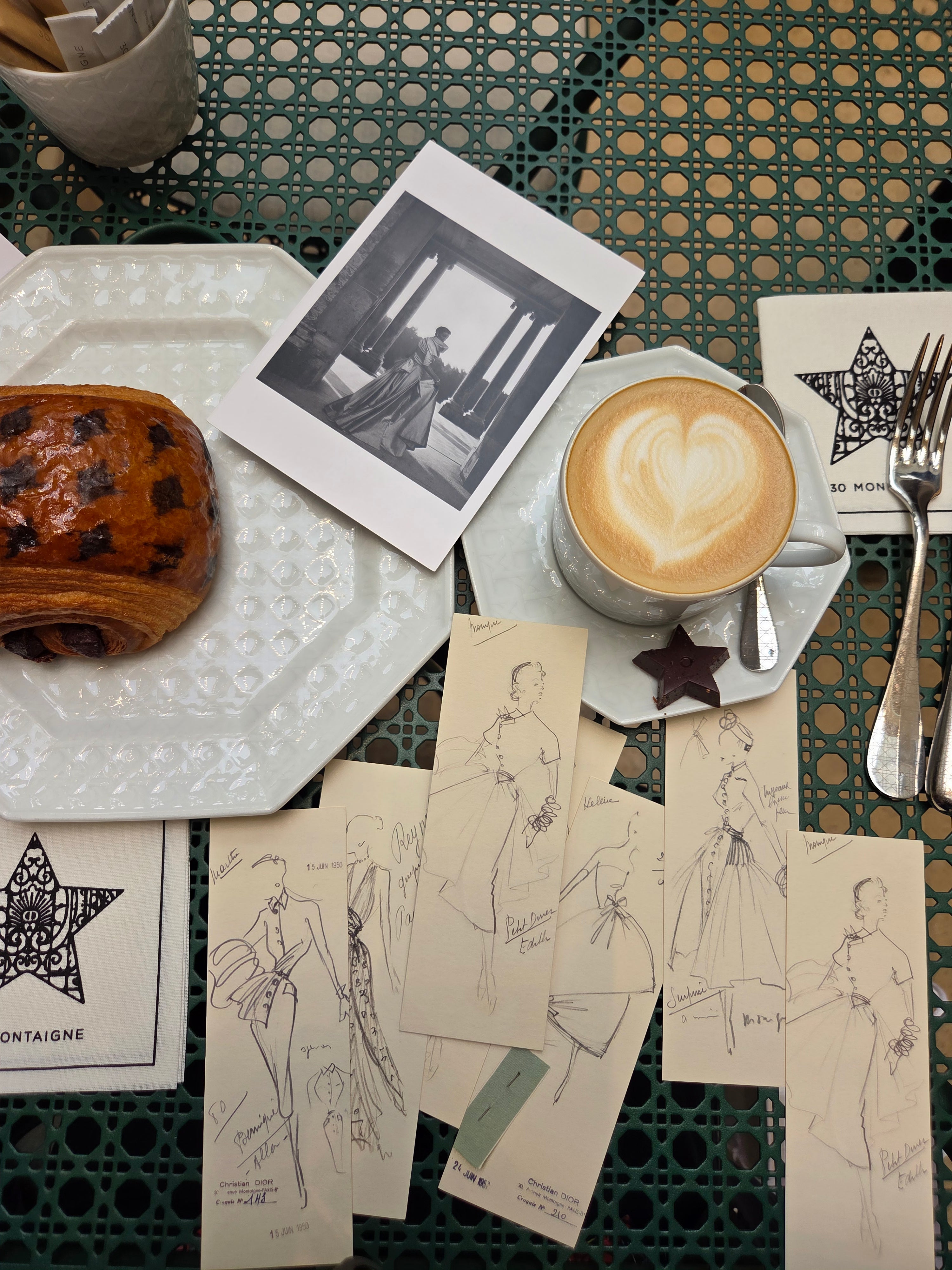 法國巴黎 Christine Dior postcard