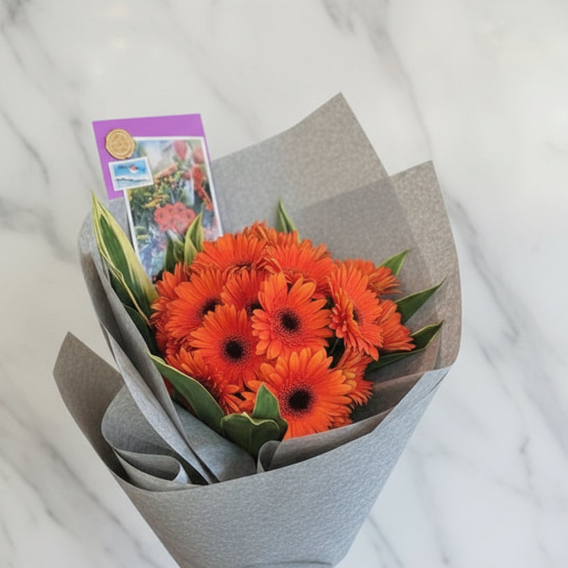 (橙色) 精緻非洲菊花束 flo.38（歐洲明信片免費贈送 💌）