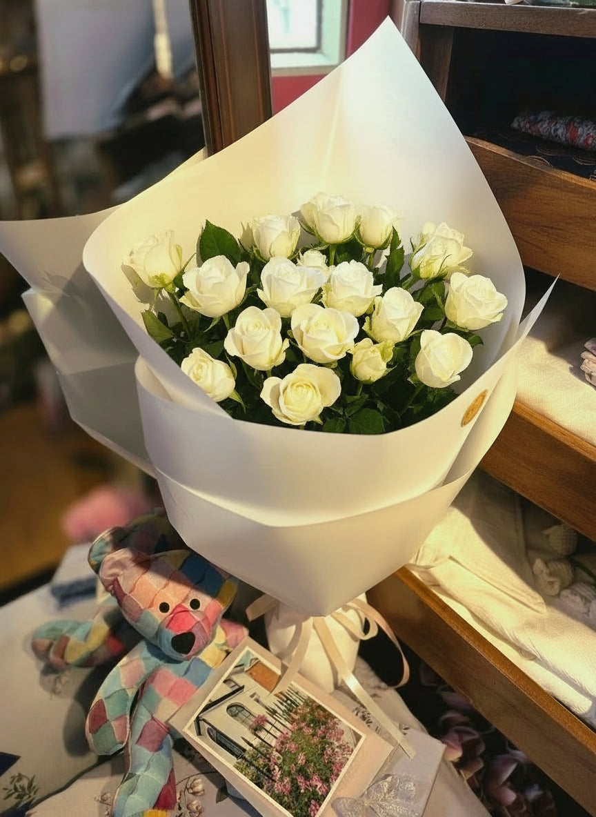 小玫瑰花束 flo.27（歐洲明信片免費贈送 💌）