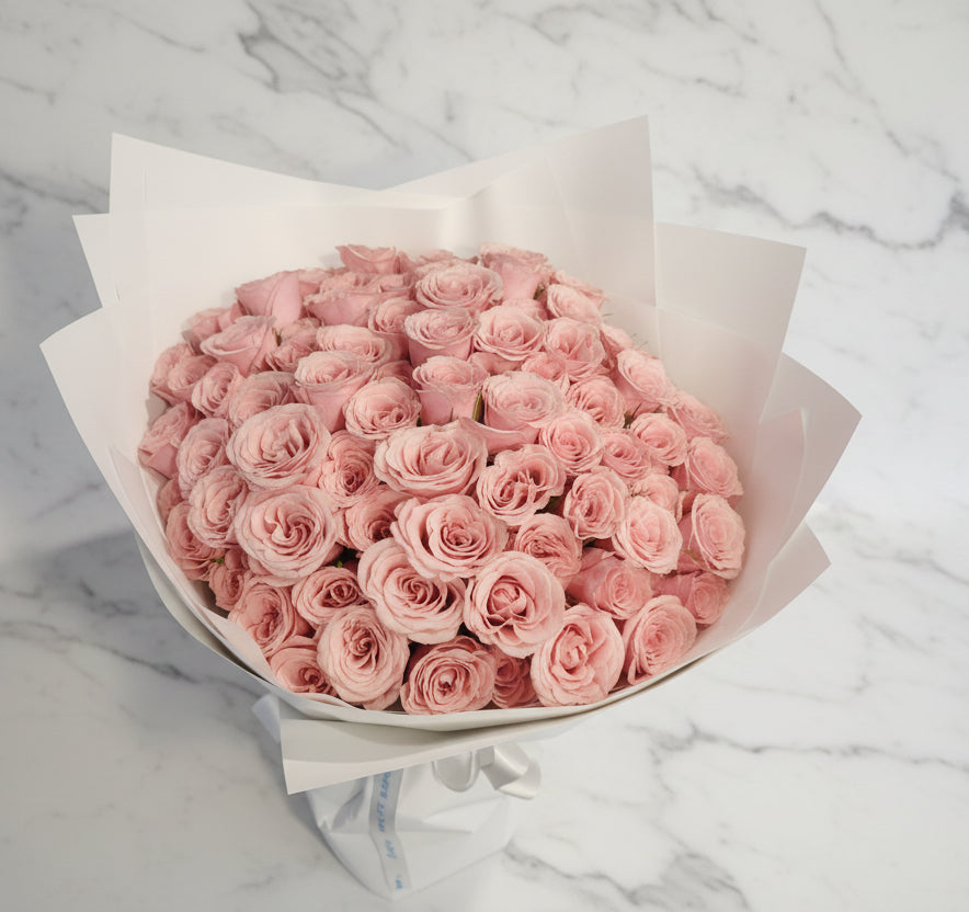 經典99支紅玫瑰 flo.18（歐洲明信片免費贈送 💌）